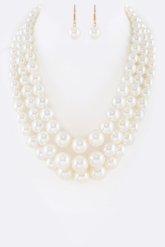 Layer Pearl Iconic Necklace Set