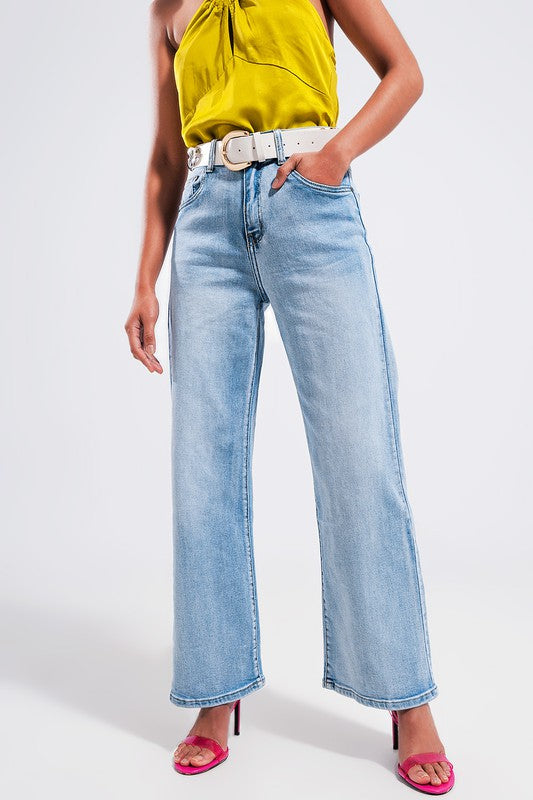 HIGH WIDE LEG JEANS IN LIGHT WASH