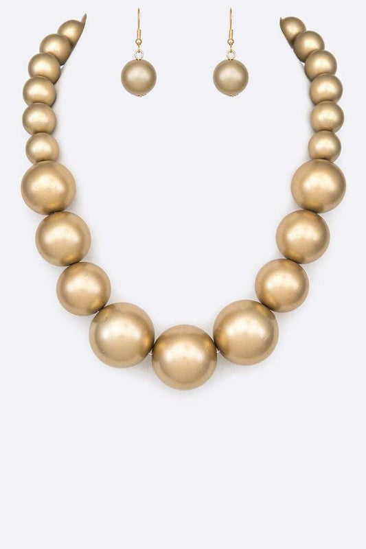 Large Pearl Necklace Set