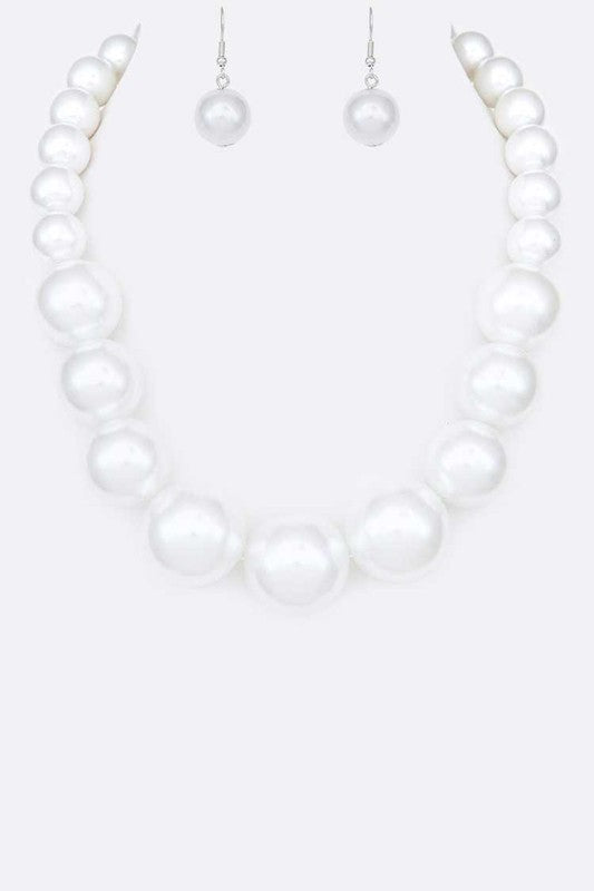 Large Pearl Necklace Set