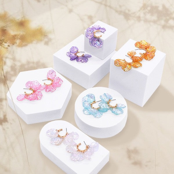 ACRYLIC PETALS STUD EARRINGS